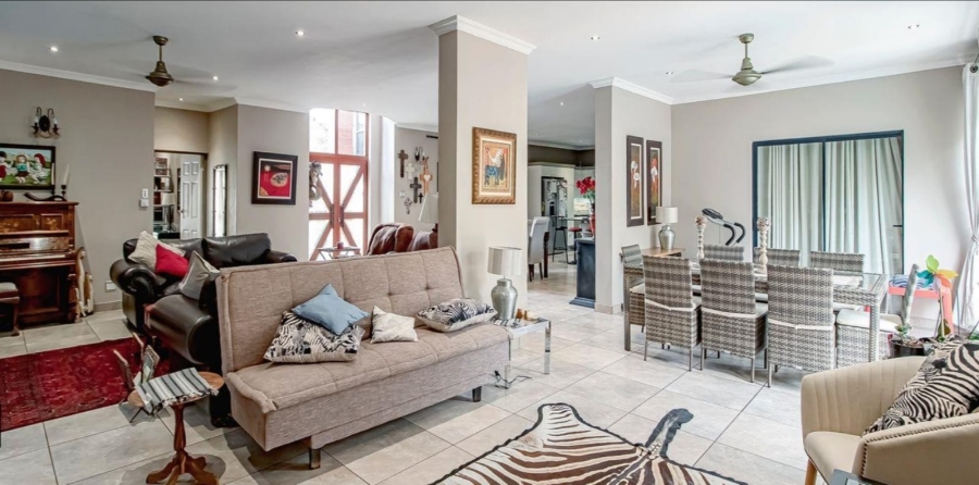 4 Bedroom Property for Sale in Melodie North West